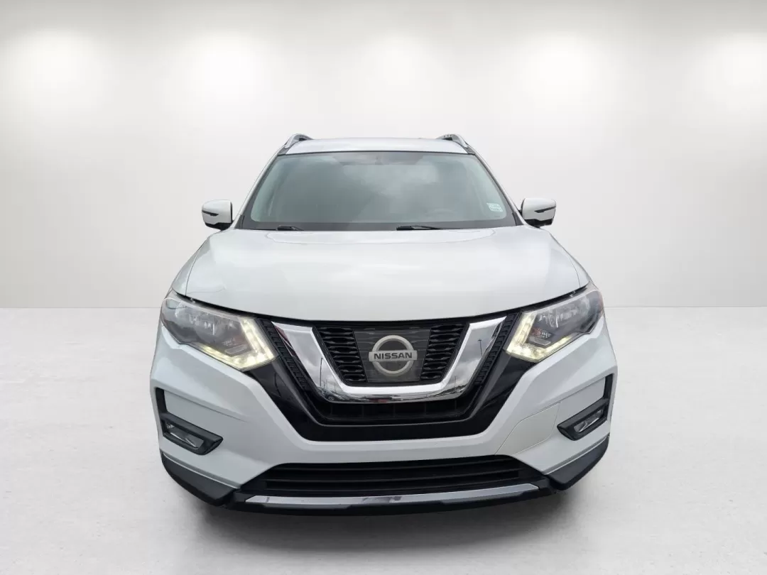 2017 /Charcoal Nissan Rogue SV (KNMAT2MT0HP) with an Other engine, located at 3959 U.S. 80 W, Phenix City, AL, 36870, (334) 297-4885, 32.469296, -85.135185 - Discover your next adventure with the 2017 Nissan Rogue SV, now available at Gils Auto in Phenix City, AL! Whether you're commuting to work, taking the kids to school, or embarking on weekend getaways, this SUV seamlessly combines style, comfort, and practicality. This vehicle is perfect for growing - Photo#1