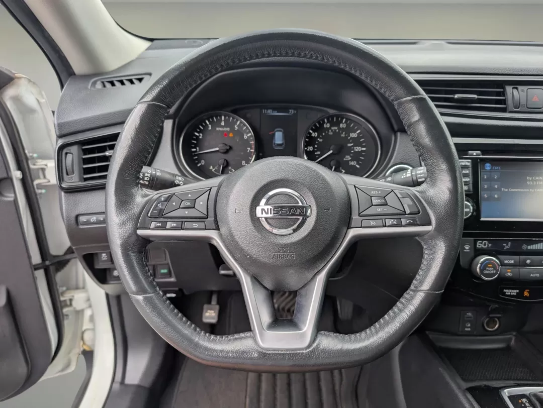 2017 /Charcoal Nissan Rogue SV (KNMAT2MT0HP) with an Other engine, located at 3959 U.S. 80 W, Phenix City, AL, 36870, (334) 297-4885, 32.469296, -85.135185 - Discover your next adventure with the 2017 Nissan Rogue SV, now available at Gils Auto in Phenix City, AL! Whether you're commuting to work, taking the kids to school, or embarking on weekend getaways, this SUV seamlessly combines style, comfort, and practicality. This vehicle is perfect for growing - Photo#15