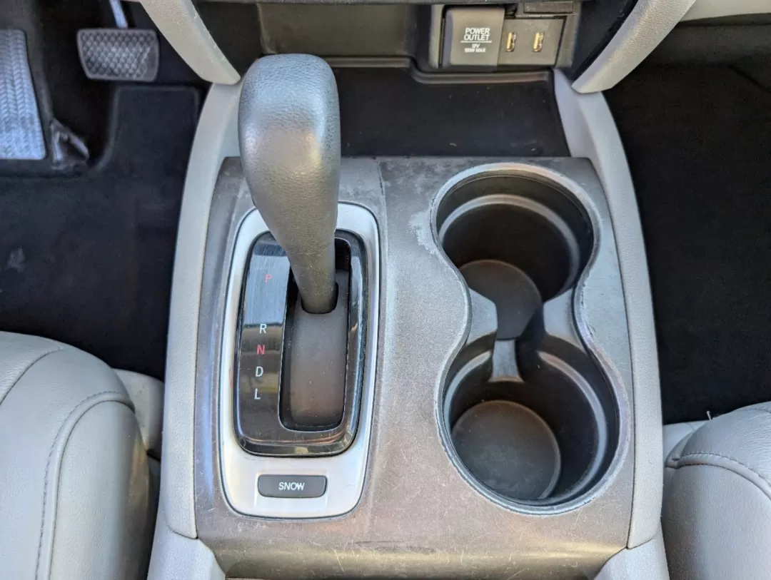 2017 Honda Pilot EX-L (5FNYF5H50HB) with an Other engine, located at 3959 U.S. 80 W, Phenix City, AL, 36870, (334) 297-4885, 32.469296, -85.135185 - Discover the perfect blend of comfort and versatility with the 2017 Honda Pilot EX-L, now available at Gils Auto in Phenix City, AL. Whether you're carting around a growing family, embarking on spontaneous weekend getaways, or navigating long commutes, this spacious SUV is designed for an active lif - Photo#13