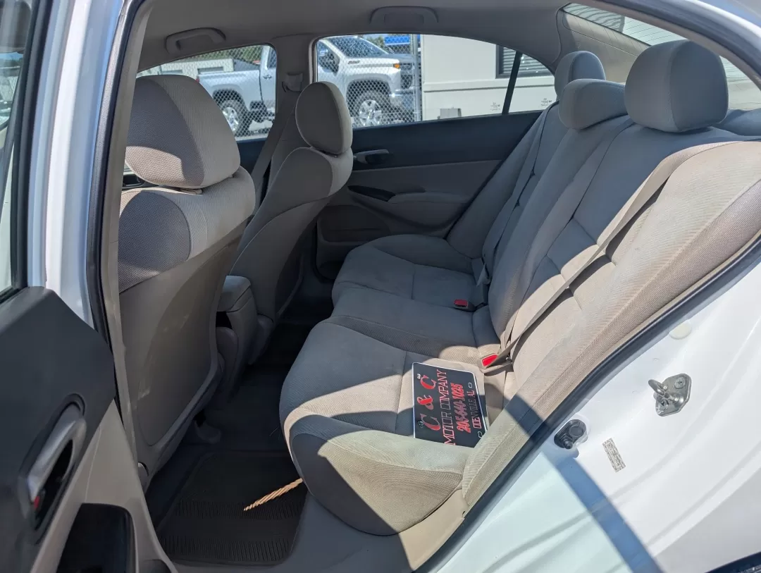 2009 Honda Civic Sdn LX (2HGFA16599H) with an Other engine, located at 3959 U.S. 80 W, Phenix City, AL, 36870, (334) 297-4885, 32.469296, -85.135185 - **Discover Your Next Adventure with the 2009 Honda Civic LX at Gils Auto!**<br /> <br /> Are you looking for a dependable vehicle that aligns with your busy lifestyle? The 2009 Honda Civic LX, available at Gils Auto in Phenix City, AL, is the perfect blend of efficiency and comfort, making it the id - Photo#10