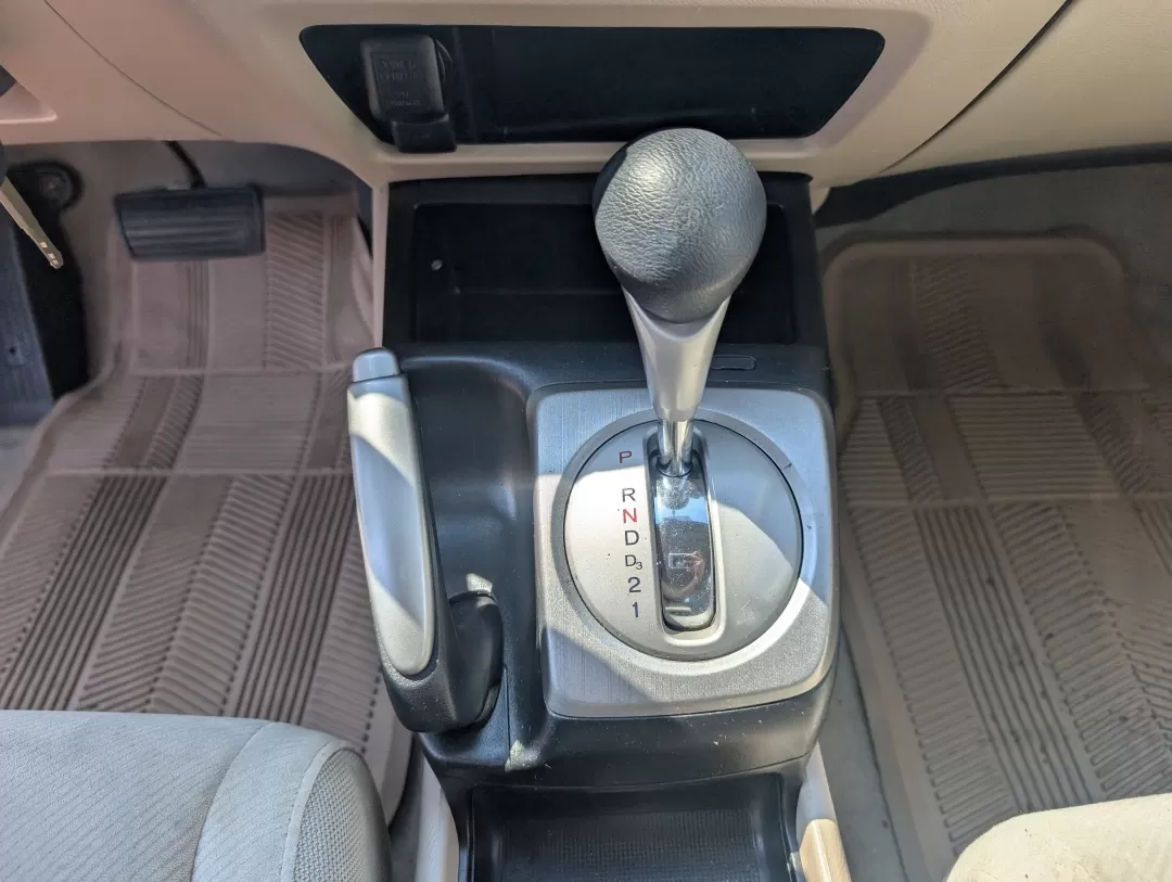 2009 Honda Civic Sdn LX (2HGFA16599H) with an Other engine, located at 3959 U.S. 80 W, Phenix City, AL, 36870, (334) 297-4885, 32.469296, -85.135185 - **Discover Your Next Adventure with the 2009 Honda Civic LX at Gils Auto!**<br /> <br /> Are you looking for a dependable vehicle that aligns with your busy lifestyle? The 2009 Honda Civic LX, available at Gils Auto in Phenix City, AL, is the perfect blend of efficiency and comfort, making it the id - Photo#12