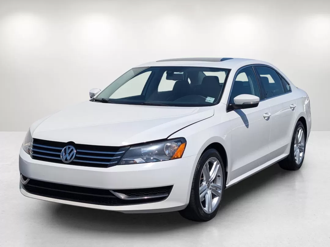 2014 Volkswagen Passat SE w/Sunroof and Nav (1VWBS7A31EC) with an Other engine, located at 3959 U.S. 80 W, Phenix City, AL, 36870, (334) 297-4885, 32.469296, -85.135185 - Are you on the hunt for a reliable commuter sedan that perfectly balances style, comfort, and affordability? Look no further than this 2014 Volkswagen Passat, available now at Gils Auto in Phenix City, AL! This vehicle is not just a means of transportation; it's an invitation to experience the joy o - Photo#1