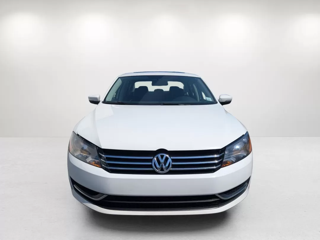 2014 Volkswagen Passat SE w/Sunroof and Nav (1VWBS7A31EC) with an Other engine, located at 3959 U.S. 80 W, Phenix City, AL, 36870, (334) 297-4885, 32.469296, -85.135185 - Are you on the hunt for a reliable commuter sedan that perfectly balances style, comfort, and affordability? Look no further than this 2014 Volkswagen Passat, available now at Gils Auto in Phenix City, AL! This vehicle is not just a means of transportation; it's an invitation to experience the joy o - Photo#2