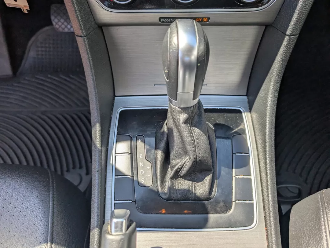 2014 Volkswagen Passat SE w/Sunroof and Nav (1VWBS7A31EC) with an Other engine, located at 3959 U.S. 80 W, Phenix City, AL, 36870, (334) 297-4885, 32.469296, -85.135185 - Are you on the hunt for a reliable commuter sedan that perfectly balances style, comfort, and affordability? Look no further than this 2014 Volkswagen Passat, available now at Gils Auto in Phenix City, AL! This vehicle is not just a means of transportation; it's an invitation to experience the joy o - Photo#14