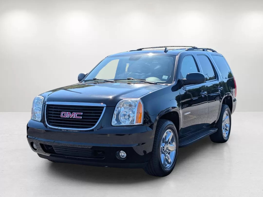 2014 /Light Tan GMC Yukon SLT (1GKS1CE05ER) with an Other engine, located at 3959 U.S. 80 W, Phenix City, AL, 36870, (334) 297-4885, 32.469296, -85.135185 - **Discover the Adventure in a 2014 GMC Yukon SLT at Gils Auto in Phenix City, AL!**<br /> <br /> Are you ready to elevate your family adventures or tackle tough commutes with a vehicle that combines comfort, space, and powerful performance? Look no further than this stunning 2014 GMC Yukon SLT, avai - Photo#1