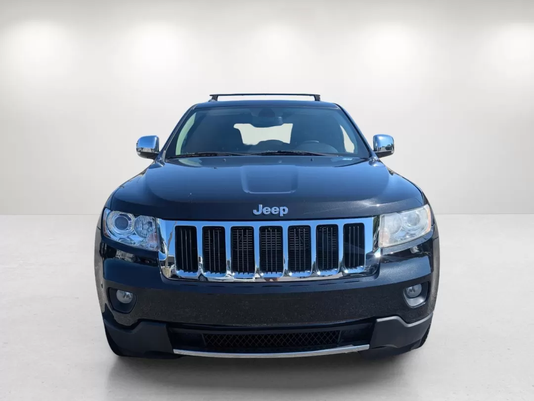 2013 /Black Jeep Grand Cherokee Limited (1C4RJFBG0DC) with an Other engine, located at 3959 U.S. 80 W, Phenix City, AL, 36870, (334) 297-4885, 32.469296, -85.135185 - **Elevate Your Adventures with This 2013 Jeep Grand Cherokee Limited in Phenix City, AL!**<br /> <br /> Are you ready to embark on unforgettable journeys and create lasting family memories? Look no further than this stunning 2013 Jeep Grand Cherokee Limited, now available at Gils Auto in Phenix City - Photo#2