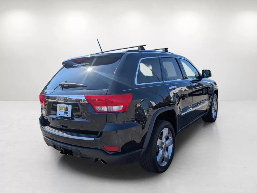 2013 /Black Jeep Grand Cherokee Limited (1C4RJFBG0DC) with an Other engine, located at 3959 U.S. 80 W, Phenix City, AL, 36870, (334) 297-4885, 32.469296, -85.135185 - **Elevate Your Adventures with This 2013 Jeep Grand Cherokee Limited in Phenix City, AL!**<br /> <br /> Are you ready to embark on unforgettable journeys and create lasting family memories? Look no further than this stunning 2013 Jeep Grand Cherokee Limited, now available at Gils Auto in Phenix City - Photo#5