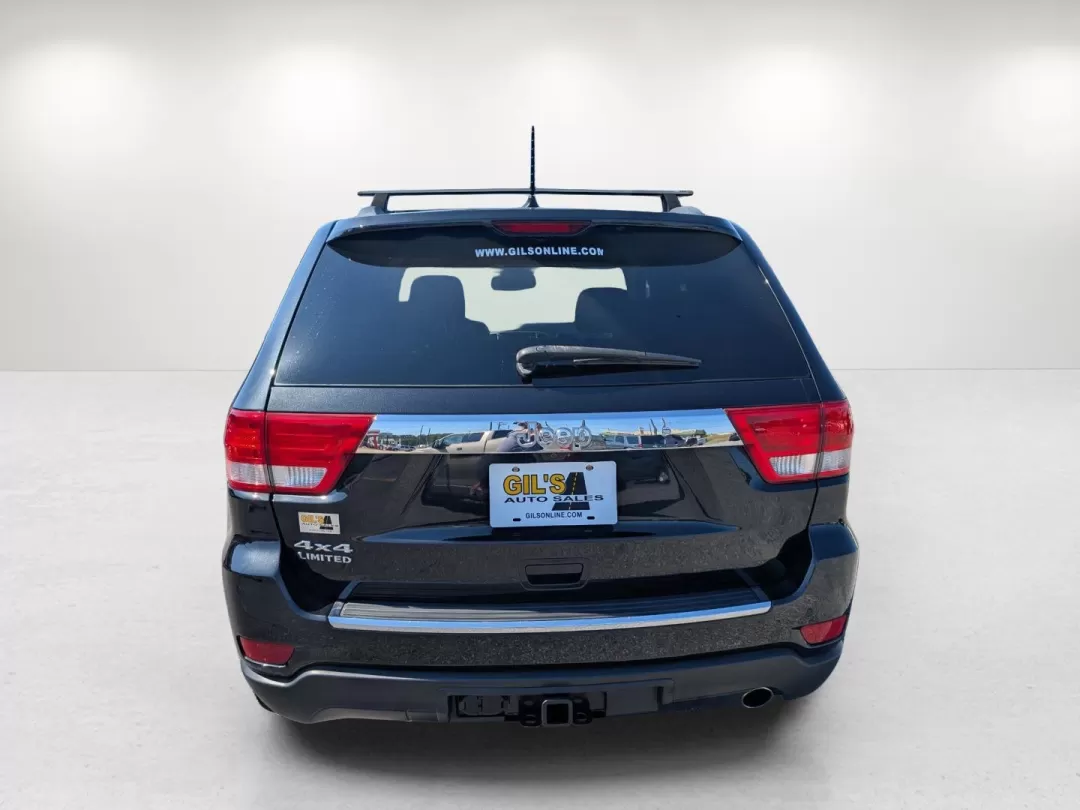2013 /Black Jeep Grand Cherokee Limited (1C4RJFBG0DC) with an Other engine, located at 3959 U.S. 80 W, Phenix City, AL, 36870, (334) 297-4885, 32.469296, -85.135185 - **Elevate Your Adventures with This 2013 Jeep Grand Cherokee Limited in Phenix City, AL!**<br /> <br /> Are you ready to embark on unforgettable journeys and create lasting family memories? Look no further than this stunning 2013 Jeep Grand Cherokee Limited, now available at Gils Auto in Phenix City - Photo#6