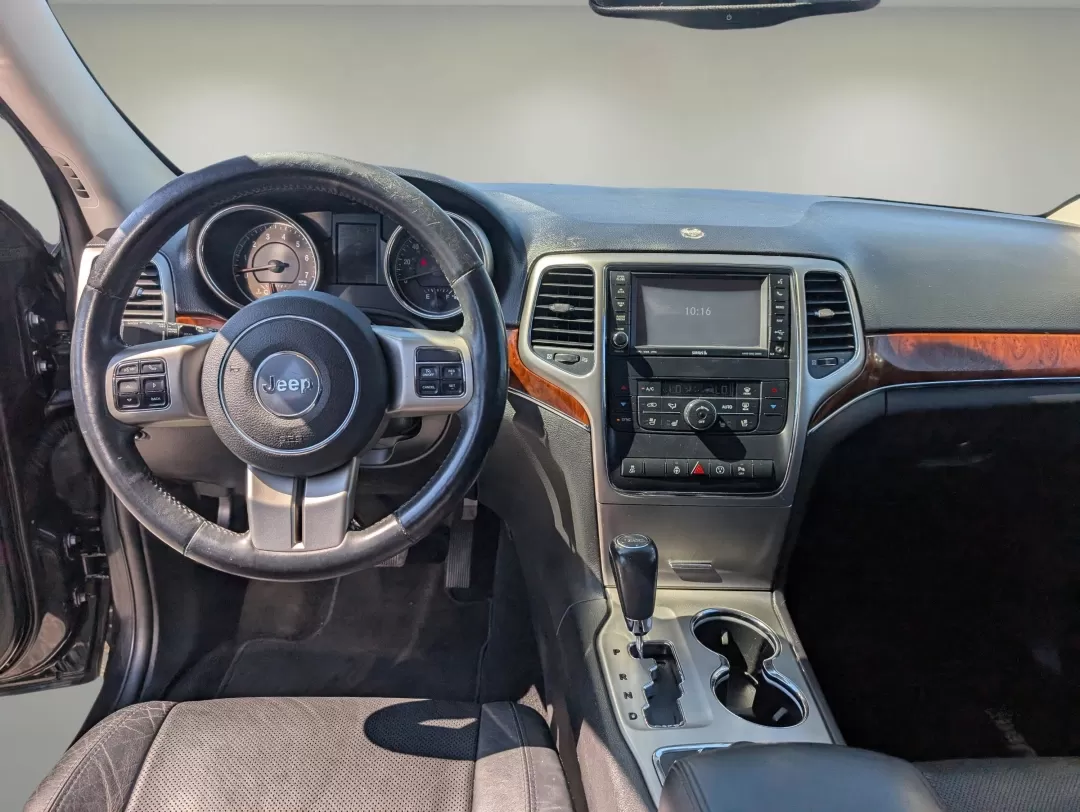 2013 /Black Jeep Grand Cherokee Limited (1C4RJFBG0DC) with an Other engine, located at 3959 U.S. 80 W, Phenix City, AL, 36870, (334) 297-4885, 32.469296, -85.135185 - **Elevate Your Adventures with This 2013 Jeep Grand Cherokee Limited in Phenix City, AL!**<br /> <br /> Are you ready to embark on unforgettable journeys and create lasting family memories? Look no further than this stunning 2013 Jeep Grand Cherokee Limited, now available at Gils Auto in Phenix City - Photo#12