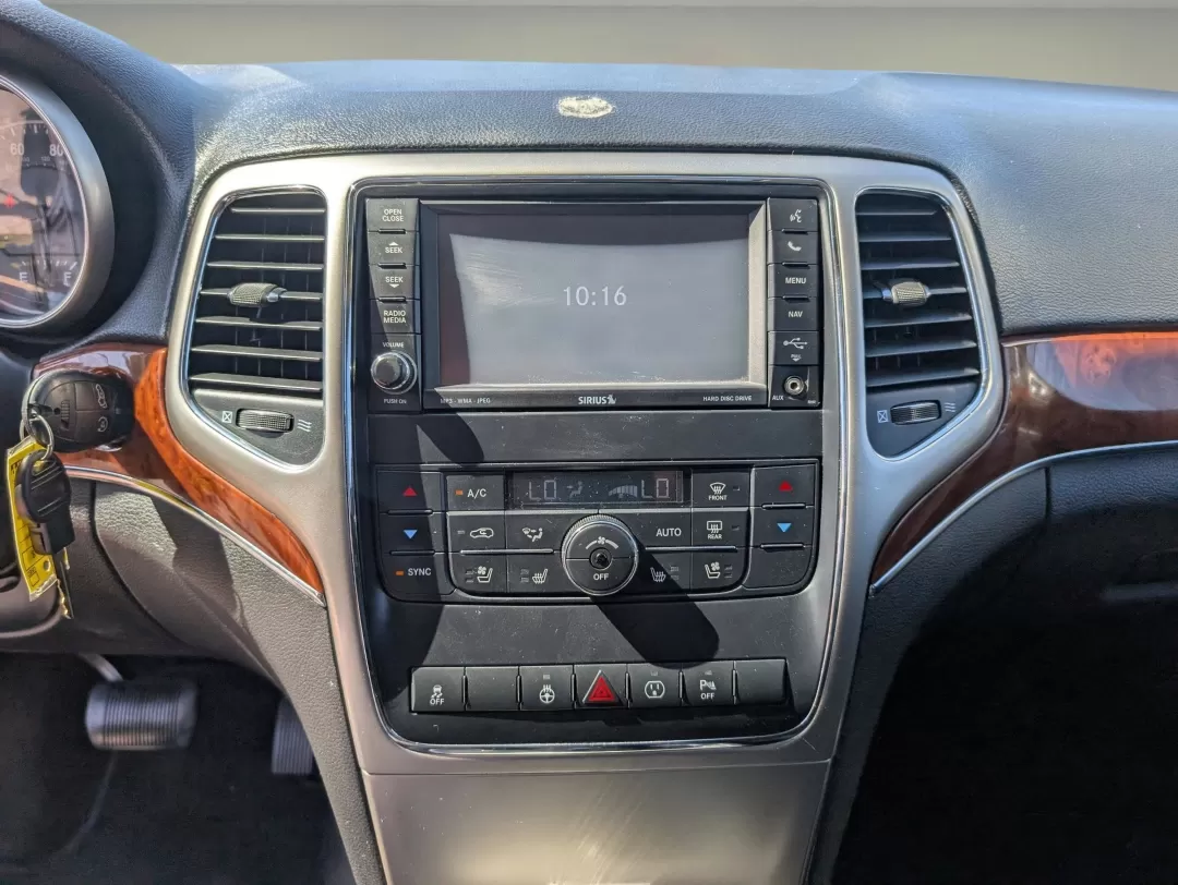 2013 /Black Jeep Grand Cherokee Limited (1C4RJFBG0DC) with an Other engine, located at 3959 U.S. 80 W, Phenix City, AL, 36870, (334) 297-4885, 32.469296, -85.135185 - **Elevate Your Adventures with This 2013 Jeep Grand Cherokee Limited in Phenix City, AL!**<br /> <br /> Are you ready to embark on unforgettable journeys and create lasting family memories? Look no further than this stunning 2013 Jeep Grand Cherokee Limited, now available at Gils Auto in Phenix City - Photo#13
