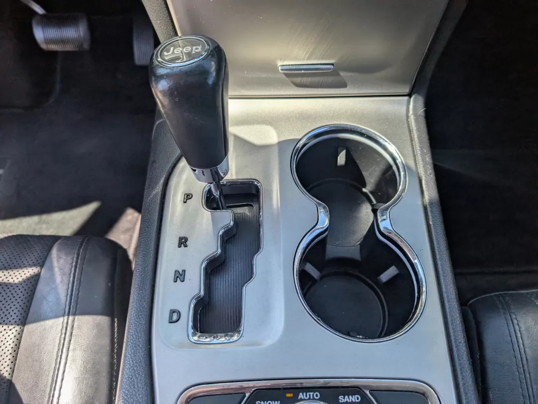 2013 /Black Jeep Grand Cherokee Limited (1C4RJFBG0DC) with an Other engine, located at 3959 U.S. 80 W, Phenix City, AL, 36870, (334) 297-4885, 32.469296, -85.135185 - **Elevate Your Adventures with This 2013 Jeep Grand Cherokee Limited in Phenix City, AL!**<br /> <br /> Are you ready to embark on unforgettable journeys and create lasting family memories? Look no further than this stunning 2013 Jeep Grand Cherokee Limited, now available at Gils Auto in Phenix City - Photo#14