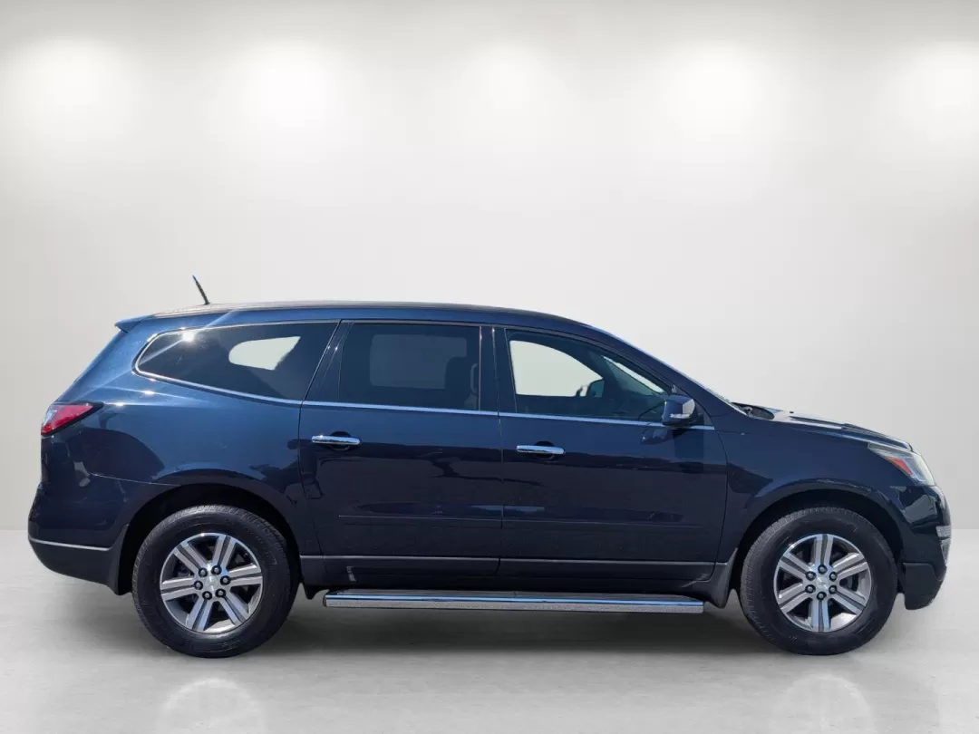 2016 /Dark Titanium/Light Titanium Chevrolet Traverse LT (1GNKRHKD8GJ) with an Other engine, located at 3959 U.S. 80 W, Phenix City, AL, 36870, (334) 297-4885, 32.469296, -85.135185 - **Explore Life's Adventures with the 2016 Chevrolet Traverse LT at Gils Auto in Phenix City, AL!**<br /> <br /> Are you ready to hit the road with family and friends, or embark on weekend getaways filled with adventure? The 2016 Chevrolet Traverse LT is the perfect SUV for those who crave versatilit - Photo#4