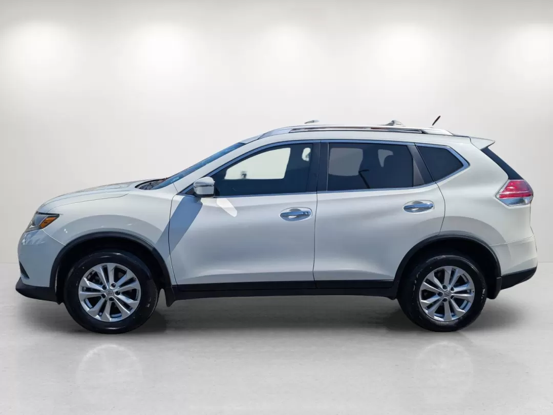 2016 /Charcoal Nissan Rogue SV (KNMAT2MV2GP) with an Other engine, located at 3959 U.S. 80 W, Phenix City, AL, 36870, (334) 297-4885, 32.469296, -85.135185 - **Unleash Your Adventurous Spirit with the 2016 Nissan Rogue SV AWD at Gils Auto - Phenix City!**<br /> <br /> If you're looking for a versatile SUV that perfectly balances comfort and performance for your active lifestyle, the 2016 Nissan Rogue SV AWD is your ideal match! Whether you're navigating - Photo#8