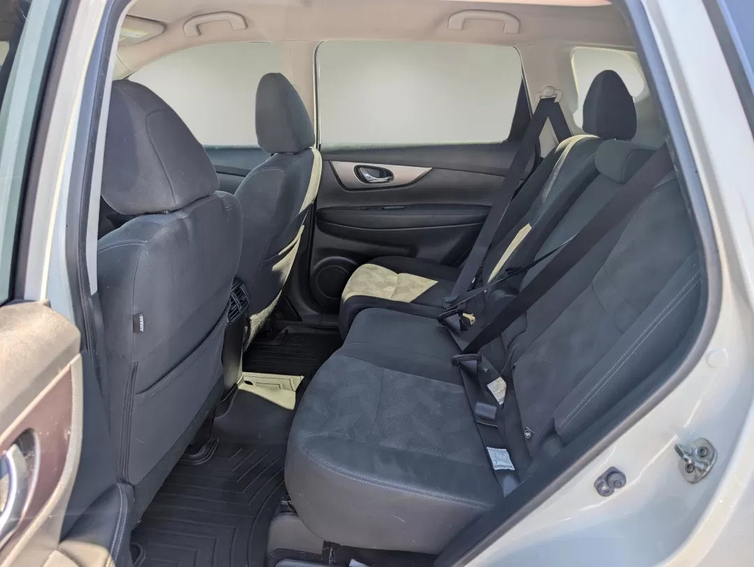 2016 /Charcoal Nissan Rogue SV (KNMAT2MV2GP) with an Other engine, located at 3959 U.S. 80 W, Phenix City, AL, 36870, (334) 297-4885, 32.469296, -85.135185 - **Unleash Your Adventurous Spirit with the 2016 Nissan Rogue SV AWD at Gils Auto - Phenix City!**<br /> <br /> If you're looking for a versatile SUV that perfectly balances comfort and performance for your active lifestyle, the 2016 Nissan Rogue SV AWD is your ideal match! Whether you're navigating - Photo#11