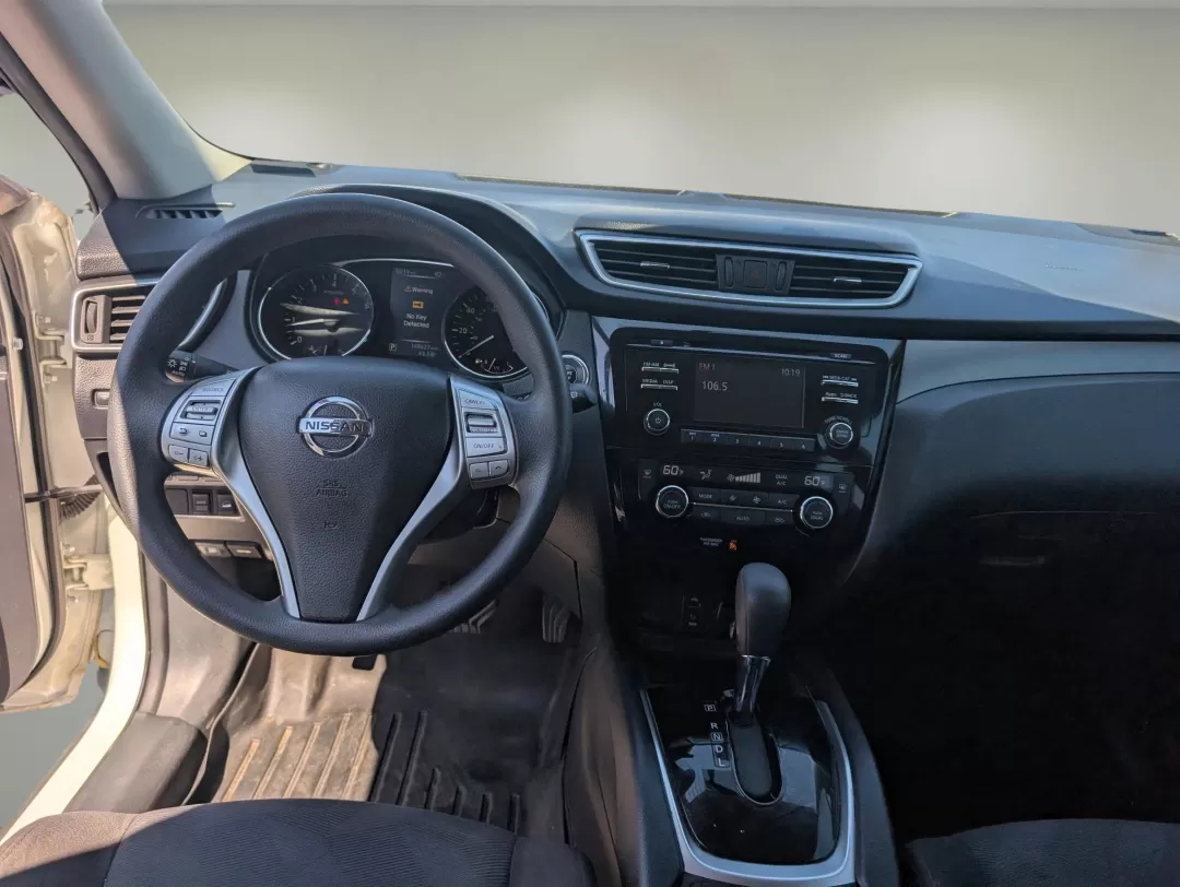 2016 /Charcoal Nissan Rogue SV (KNMAT2MV2GP) with an Other engine, located at 3959 U.S. 80 W, Phenix City, AL, 36870, (334) 297-4885, 32.469296, -85.135185 - **Unleash Your Adventurous Spirit with the 2016 Nissan Rogue SV AWD at Gils Auto - Phenix City!**<br /> <br /> If you're looking for a versatile SUV that perfectly balances comfort and performance for your active lifestyle, the 2016 Nissan Rogue SV AWD is your ideal match! Whether you're navigating - Photo#12