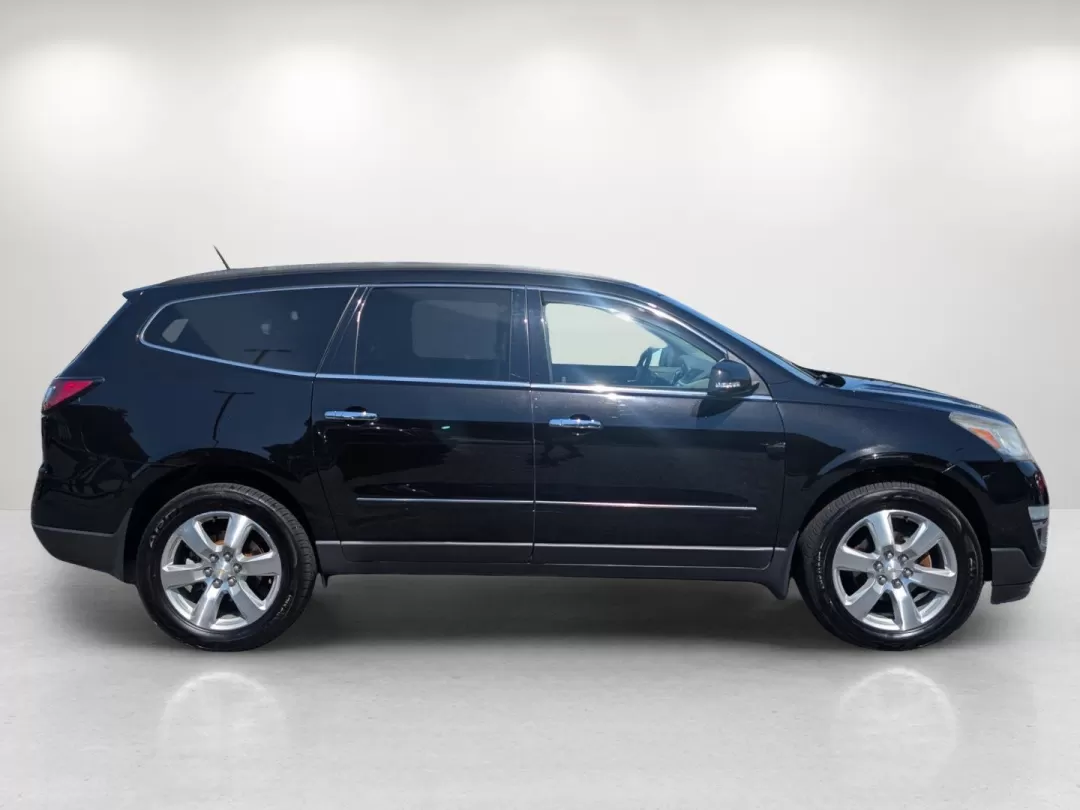 2016 /Dark Titanium/Light Titanium Chevrolet Traverse LTZ (1GNKRJKD2GJ) with an Other engine, located at 3959 U.S. 80 W, Phenix City, AL, 36870, (334) 297-4885, 32.469296, -85.135185 - **Adventure Awaits: Discover Your Family-Friendly 2016 Chevrolet Traverse LTZ at Gils Auto in Phenix City, AL!**<br /> <br /> Are you in search of the perfect SUV that balances family comfort with powerful performance? Look no further than this stunning 2016 Chevrolet Traverse LTZ, now available at - Photo#4