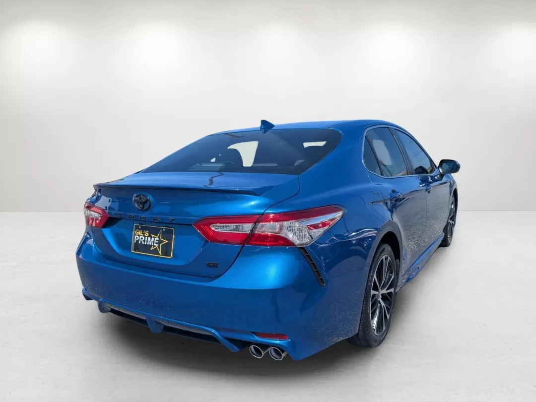 2020 Toyota Camry SE (4T1M11AK2LU) with an Other engine, located at 1430 Gateway Drive, Opelika, AL, 36801, (334) 239-0944, 32.637871, -85.409790 - Are you ready to elevate your daily commute and weekend adventures? Introducing the 2020 Toyota Camry SE available at Gils Auto in Phenix City, AL, your trusted buy here pay here dealership. With its sleek blue exterior and advanced technology features, this sedan is perfect for budget-conscious buy - Photo#5