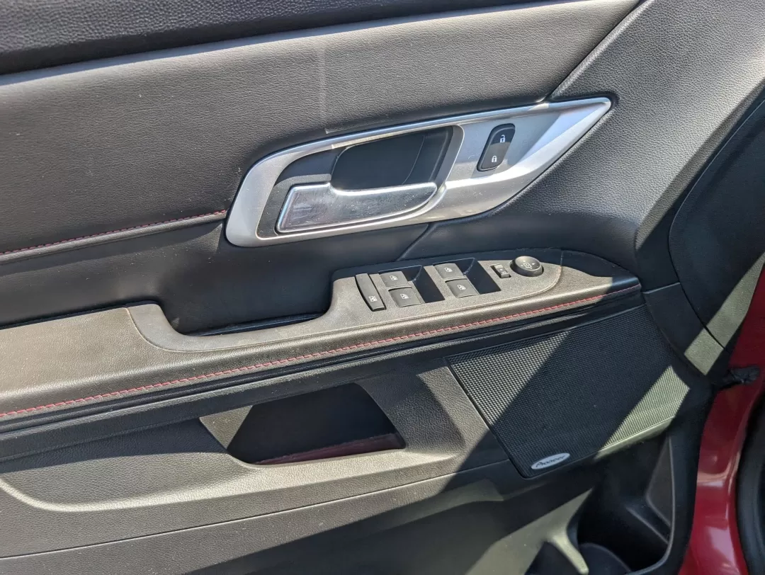 2015 /Jet Black GMC Terrain SLE (2GKALREKXF6) with an Other engine, located at 1430 Gateway Drive, Opelika, AL, 36801, (334) 239-0944, 32.637871, -85.409790 - **Explore Adventure in Style: 2015 GMC Terrain SLE at Gils Auto - Phenix City**<br /> <br /> Are you ready to elevate your daily drive? Discover the 2015 GMC Terrain SLE, a perfect blend of style, comfort, and performance, making it an ideal choice for families, commuters, and weekend adventurers al - Photo#8