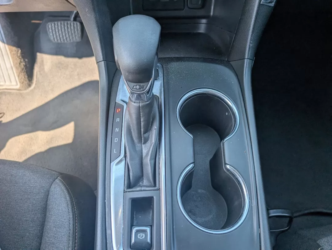 2022 /Jet Black Chevrolet Equinox LT (3GNAXUEV0NL) with an Other engine, located at 3959 U.S. 80 W, Phenix City, AL, 36870, (334) 297-4885, 32.469296, -85.135185 - **Explore the Open Road with the 2022 Chevrolet Equinox Your Perfect Adventure Companion!**<br /> <br /> Are you searching for the ideal vehicle that can transition seamlessly from weekday commutes to weekend escapades? Look no further than the stunning 2022 Chevrolet Equinox LT available now at Gi - Photo#13