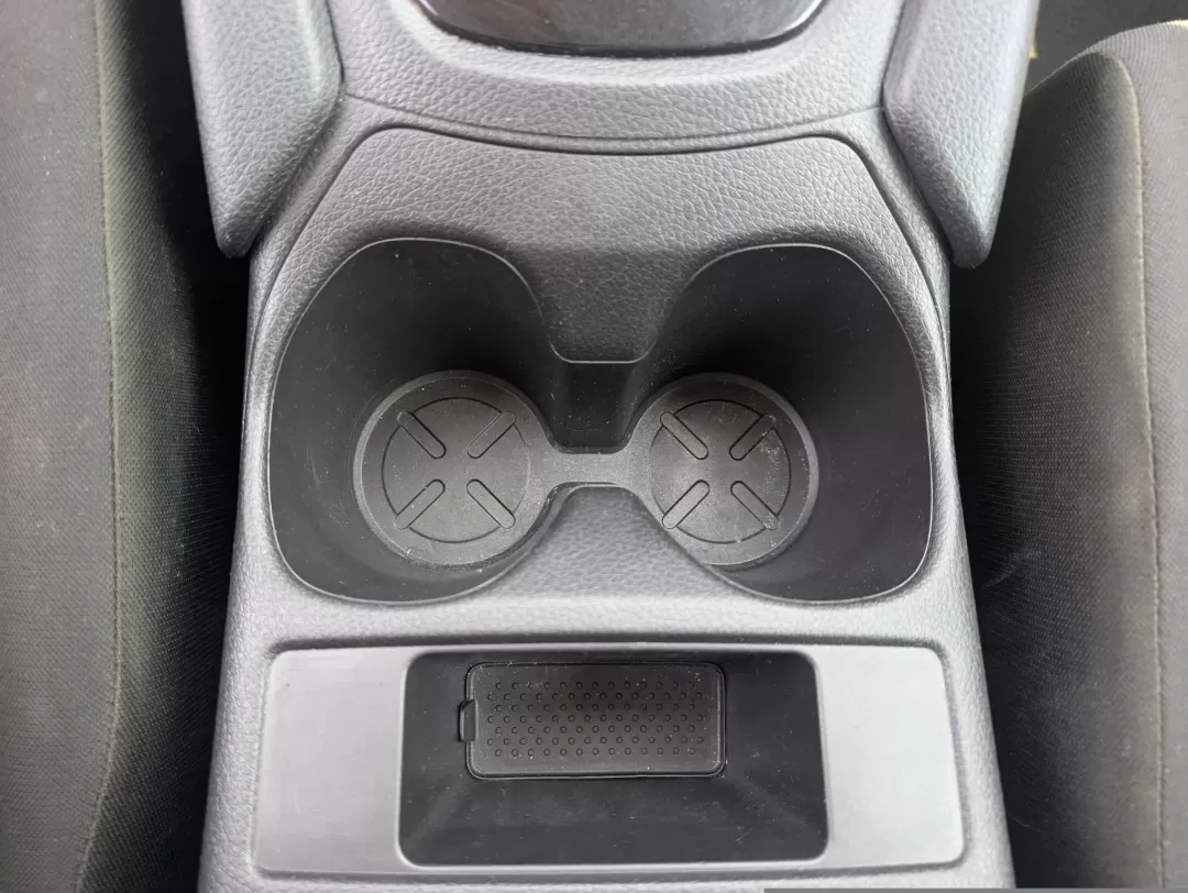 2019 /Charcoal Nissan Rogue S (JN1BJ1CP4KW) with an Other engine, located at 5115 14th Ave., Columbus, GA, 31904, (706) 323-0345, 32.511494, -84.971046 - Discover the perfect blend of adventure and everyday practicality with this 2019 Nissan Rogue S, available now at Gils Auto in Phenix City, AL. Whether you're commuting to work, taking the kids to soccer practice, or planning a weekend getaway, this versatile SUV is designed to meet your lifestyle n - Photo#12