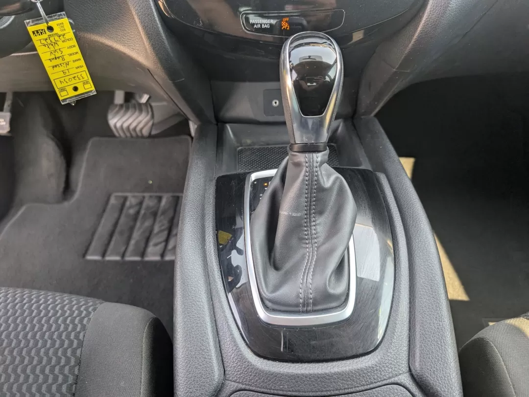 2019 /Charcoal Nissan Rogue S (JN1BJ1CP4KW) with an Other engine, located at 5115 14th Ave., Columbus, GA, 31904, (706) 323-0345, 32.511494, -84.971046 - Discover the perfect blend of adventure and everyday practicality with this 2019 Nissan Rogue S, available now at Gils Auto in Phenix City, AL. Whether you're commuting to work, taking the kids to soccer practice, or planning a weekend getaway, this versatile SUV is designed to meet your lifestyle n - Photo#13
