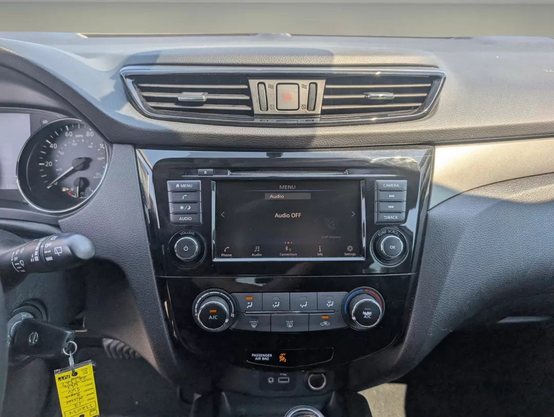 2019 /Charcoal Nissan Rogue S (JN1BJ1CP4KW) with an Other engine, located at 5115 14th Ave., Columbus, GA, 31904, (706) 323-0345, 32.511494, -84.971046 - Discover the perfect blend of adventure and everyday practicality with this 2019 Nissan Rogue S, available now at Gils Auto in Phenix City, AL. Whether you're commuting to work, taking the kids to soccer practice, or planning a weekend getaway, this versatile SUV is designed to meet your lifestyle n - Photo#14
