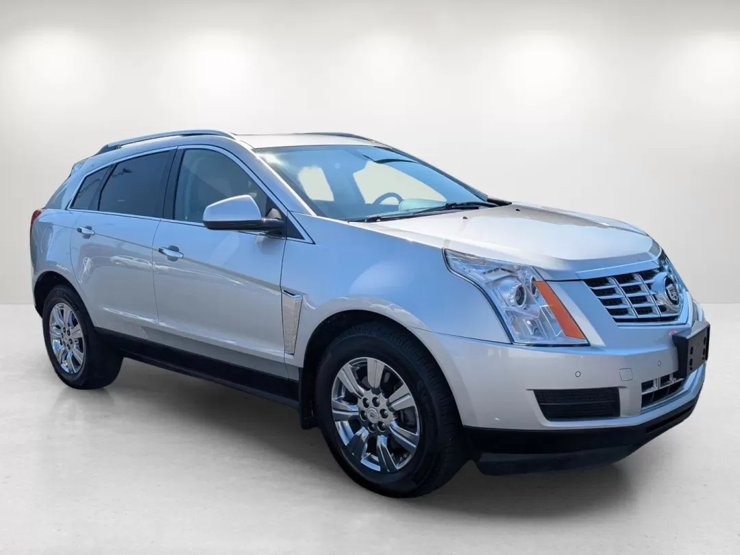 2014 /Light Titanium w/Ebony accents Cadillac SRX Luxury Collection (3GYFNEE31ES) with an Other engine, located at 5115 14th Ave., Columbus, GA, 31904, (706) 323-0345, 32.511494, -84.971046 - **Elevate Your Lifestyle with the 2014 Cadillac SRX Luxury Collection The Perfect SUV for Your Adventures!**<br /> <br /> If you're seeking a vehicle that combines luxury, performance, and practicality, look no further than the 2014 Cadillac SRX Luxury Collection. This all-wheel-drive SUV is design - Photo#3
