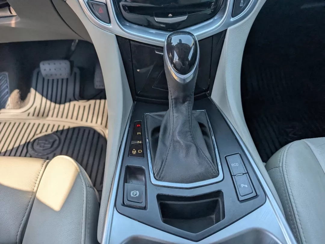 2014 /Light Titanium w/Ebony accents Cadillac SRX Luxury Collection (3GYFNEE31ES) with an Other engine, located at 5115 14th Ave., Columbus, GA, 31904, (706) 323-0345, 32.511494, -84.971046 - **Elevate Your Lifestyle with the 2014 Cadillac SRX Luxury Collection The Perfect SUV for Your Adventures!**<br /> <br /> If you're seeking a vehicle that combines luxury, performance, and practicality, look no further than the 2014 Cadillac SRX Luxury Collection. This all-wheel-drive SUV is design - Photo#15