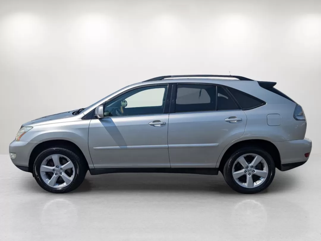 2006 Lexus RX 330 (2T2GA31U86C) with an Other engine, located at 3959 U.S. 80 W, Phenix City, AL, 36870, (334) 297-4885, 32.469296, -85.135185 - **Discover Your Next Adventure with the 2006 Lexus RX 330 at Gils Auto Phenix City, AL**<br /> <br /> Are you ready to elevate your lifestyle with a vehicle that embodies luxury and practicality? Look no further than the 2006 Lexus RX 330, a perfect blend of comfort and capability for families, com - Photo#7