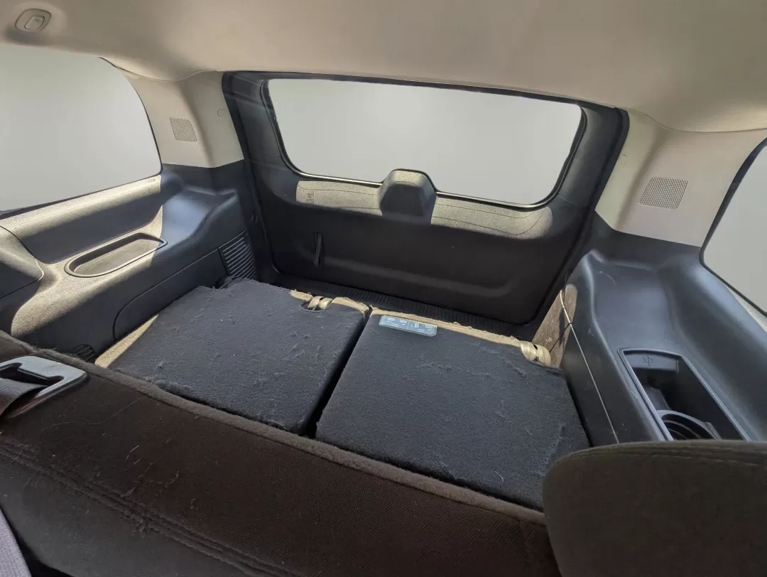 2014 /Ebony Chevrolet Tahoe LS (1GNSKAE00ER) with an Other engine, located at 3959 U.S. 80 W, Phenix City, AL, 36870, (334) 297-4885, 32.469296, -85.135185 - Elevate your family adventures and weekend getaways with this robust 2014 Chevrolet Tahoe LS, a versatile SUV that perfectly balances style, comfort, and functionality. This vehicle is not just about getting from point A to point B; it's about creating memorable moments with your loved ones. Whether - Photo#11