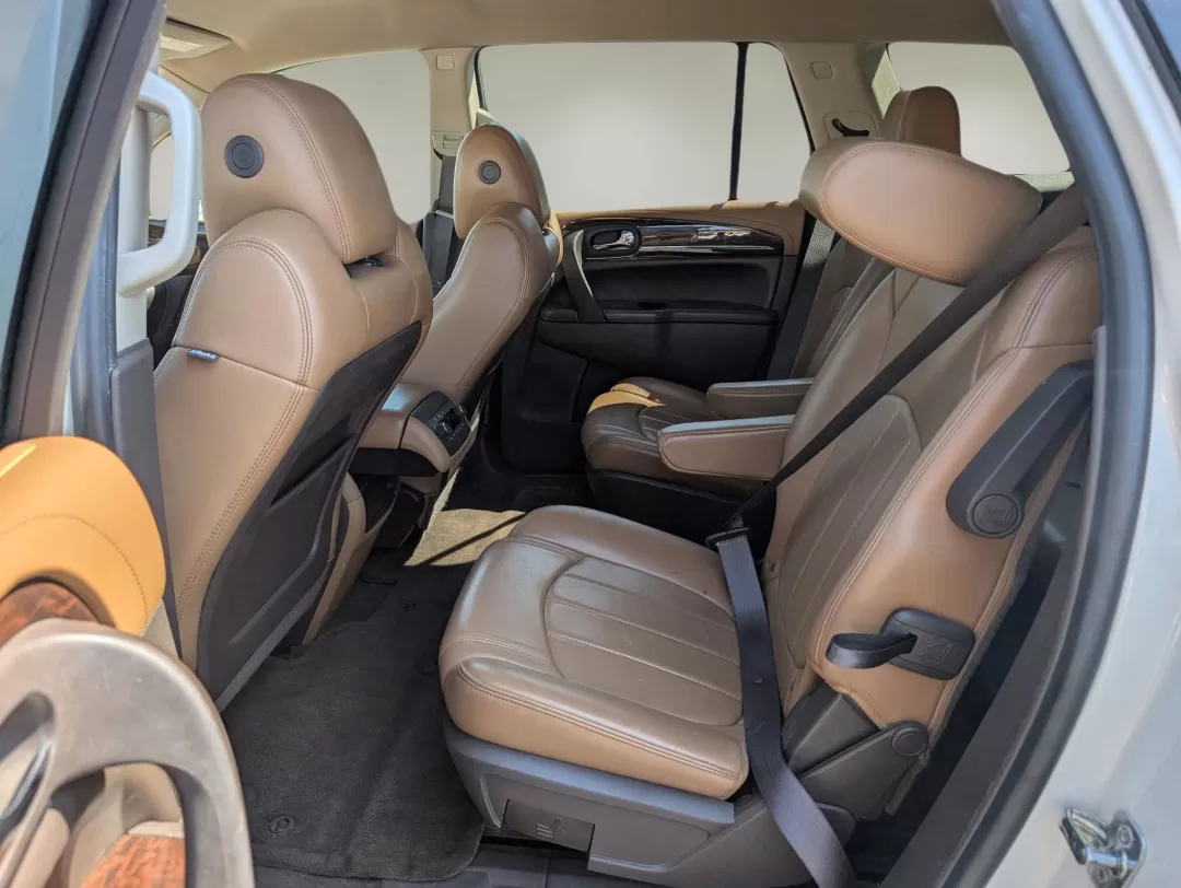 2013 /Choccachino Buick Enclave Leather (5GAKRCKD9DJ) with an Other engine, located at 5115 14th Ave., Columbus, GA, 31904, (706) 323-0345, 32.511494, -84.971046 - Discover your next adventure in this stunning 2013 Buick Enclave, a perfect blend of luxury and practicality designed for families and weekend explorers alike. With its spacious interior and top-notch safety features, this SUV is an ideal choice for those who love the open road, whether you're takin - Photo#10