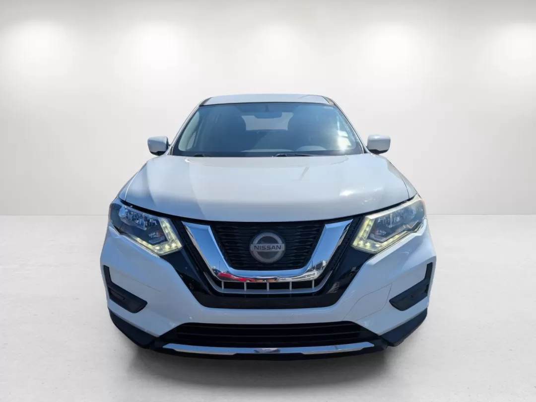 2018 /Charcoal Nissan Rogue S (5N1AT2MT1JC) with an Other engine, located at 3959 U.S. 80 W, Phenix City, AL, 36870, (334) 297-4885, 32.469296, -85.135185 - **Adventure Awaits with this 2018 Nissan Rogue at Gils Auto!**<br /> <br /> Are you ready to elevate your lifestyle and embark on unforgettable journeys? Whether you're planning family outings, weekend getaways, or commuting to work, the 2018 Nissan Rogue is the perfect companion. With its spacious - Photo#1