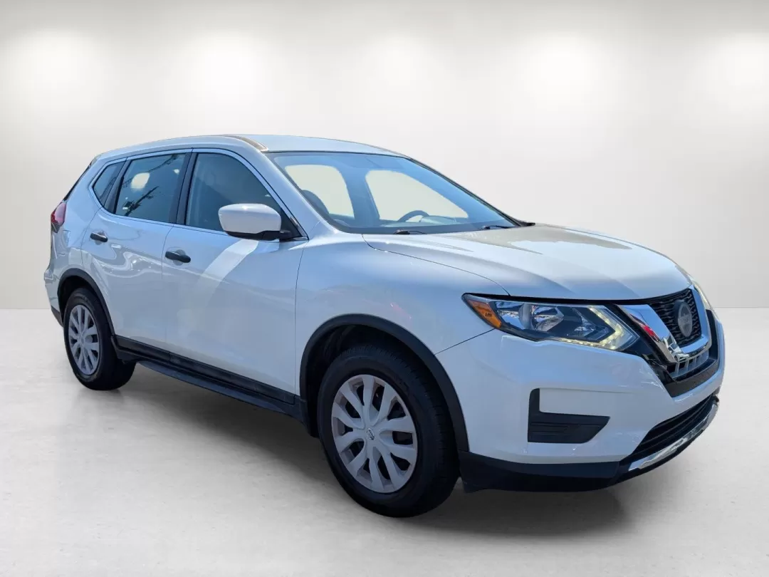 2018 /Charcoal Nissan Rogue S (5N1AT2MT1JC) with an Other engine, located at 3959 U.S. 80 W, Phenix City, AL, 36870, (334) 297-4885, 32.469296, -85.135185 - **Adventure Awaits with this 2018 Nissan Rogue at Gils Auto!**<br /> <br /> Are you ready to elevate your lifestyle and embark on unforgettable journeys? Whether you're planning family outings, weekend getaways, or commuting to work, the 2018 Nissan Rogue is the perfect companion. With its spacious - Photo#2