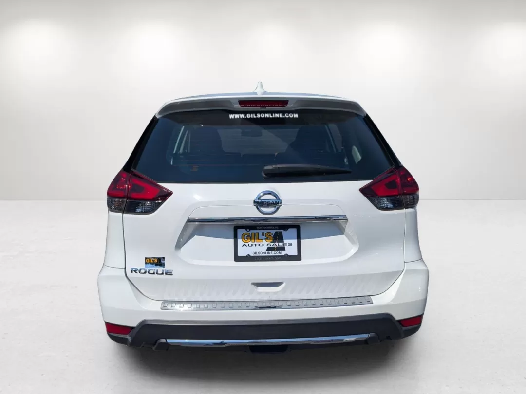 2018 /Charcoal Nissan Rogue S (5N1AT2MT1JC) with an Other engine, located at 3959 U.S. 80 W, Phenix City, AL, 36870, (334) 297-4885, 32.469296, -85.135185 - **Adventure Awaits with this 2018 Nissan Rogue at Gils Auto!**<br /> <br /> Are you ready to elevate your lifestyle and embark on unforgettable journeys? Whether you're planning family outings, weekend getaways, or commuting to work, the 2018 Nissan Rogue is the perfect companion. With its spacious - Photo#5