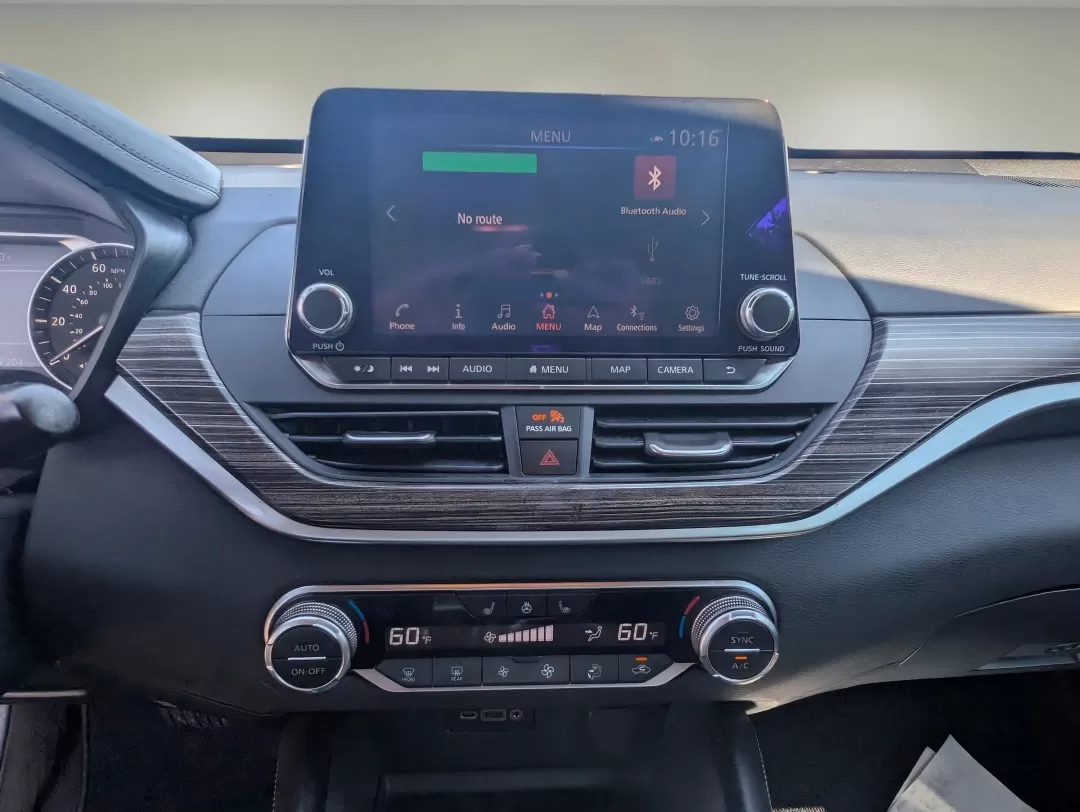 2019 /Charcoal Nissan Altima 2.5 SL (1N4BL4EW9KC) with an Other engine, located at 3959 U.S. 80 W, Phenix City, AL, 36870, (334) 297-4885, 32.469296, -85.135185 - **Experience the Ultimate Drive with the 2019 Nissan Altima 2.5 SL at Gils Auto - Phenix City!**<br /> <br /> Are you searching for a reliable vehicle that effortlessly combines style, technology, and comfort? The 2019 Nissan Altima 2.5 SL is perfect for busy professionals commuting to work or growi - Photo#13