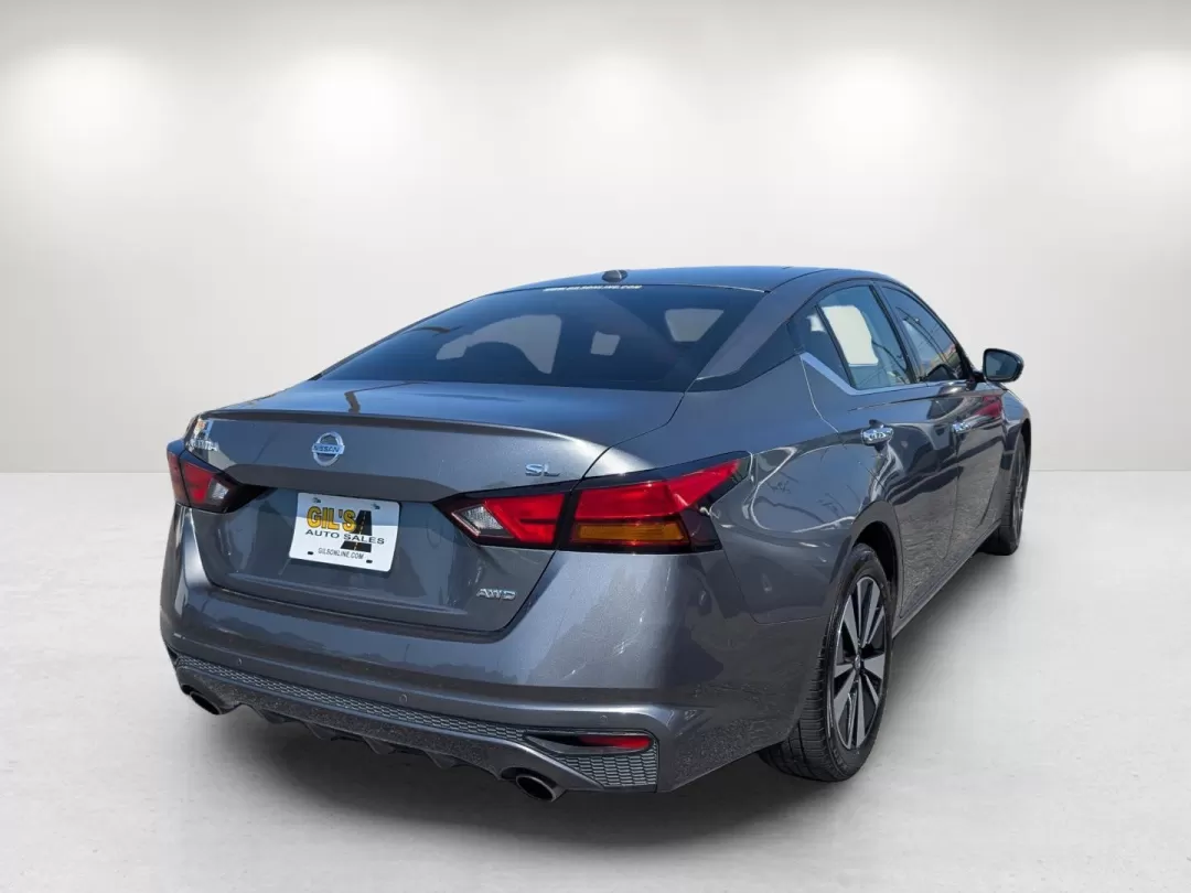 2019 /Charcoal Nissan Altima 2.5 SL (1N4BL4EW9KC) with an Other engine, located at 5115 14th Ave., Columbus, GA, 31904, (706) 323-0345, 32.511494, -84.971046 - **Experience the Ultimate Drive with the 2019 Nissan Altima 2.5 SL at Gils Auto - Phenix City!**<br /> <br /> Are you searching for a reliable vehicle that effortlessly combines style, technology, and comfort? The 2019 Nissan Altima 2.5 SL is perfect for busy professionals commuting to work or growi - Photo#4