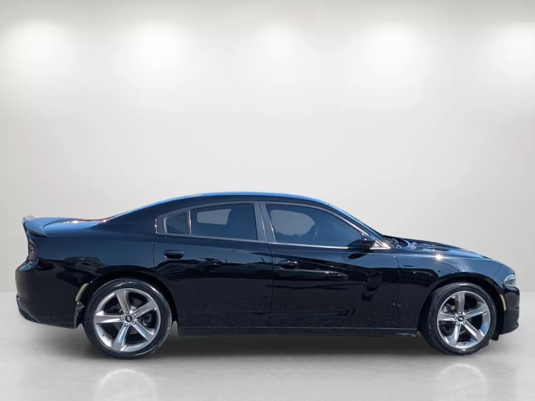 2019 /Black Dodge Charger SXT (2C3CDXBG2KH) with an Other engine, located at 3959 U.S. 80 W, Phenix City, AL, 36870, (334) 297-4885, 32.469296, -85.135185 - **Experience the Thrill of the Open Road with the 2019 Dodge Charger SXT!**<br /> <br /> Are you ready to elevate your daily commute or weekend adventures? The 2019 Dodge Charger SXT, available now at Gils Auto in Phenix City, AL, is perfect for those who crave excitement and reliability in one powe - Photo#4