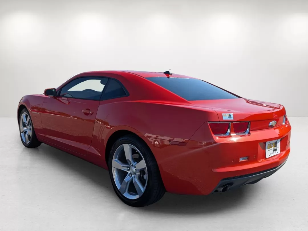 2010 /Black Chevrolet Camaro 2LT (2G1FC1EV8A9) with an Other engine, located at 3959 U.S. 80 W, Phenix City, AL, 36870, (334) 297-4885, 32.469296, -85.135185 - **Unleash Your Inner Adventurer with This 2010 Chevrolet Camaro 2LT at Gils Auto in Phenix City, AL!**<br /> <br /> Are you ready to experience the thrill of the open road? Whether you're navigating the daily grind or planning a weekend escape, this striking 2010 Chevrolet Camaro 2LT in Inferno Oran - Photo#7