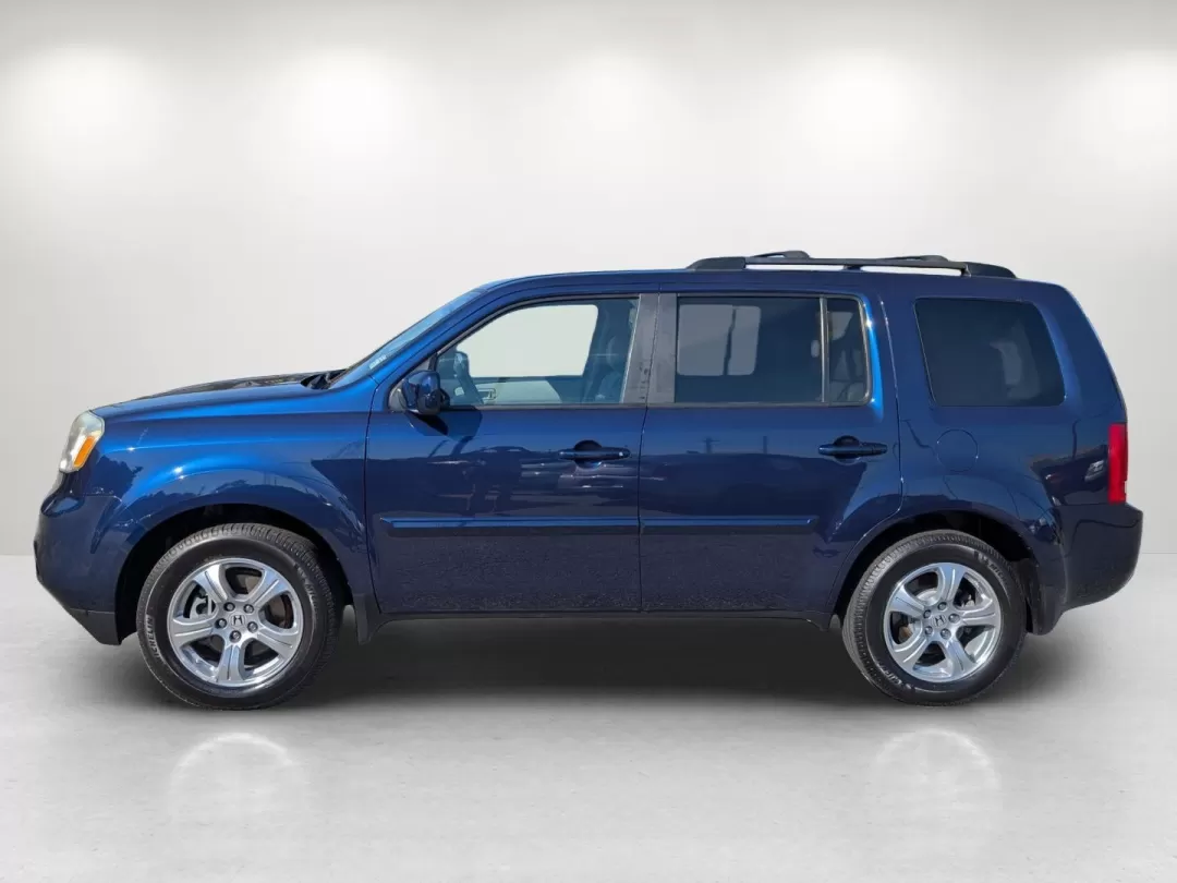 2014 Honda Pilot EX-L (5FNYF3H75EB) with an Other engine, located at 1430 Gateway Drive, Opelika, AL, 36801, (334) 239-0944, 32.637871, -85.409790 - **Discover Your Adventure-Worthy 2014 Honda Pilot EX-L at Gils Auto!**<br /> <br /> Are you ready to elevate your family outings or weekend getaways? Look no further than this 2014 Honda Pilot EX-L, available now at Gils Auto in Phenix City, AL. This versatile SUV is designed for those who embrace a - Photo#7
