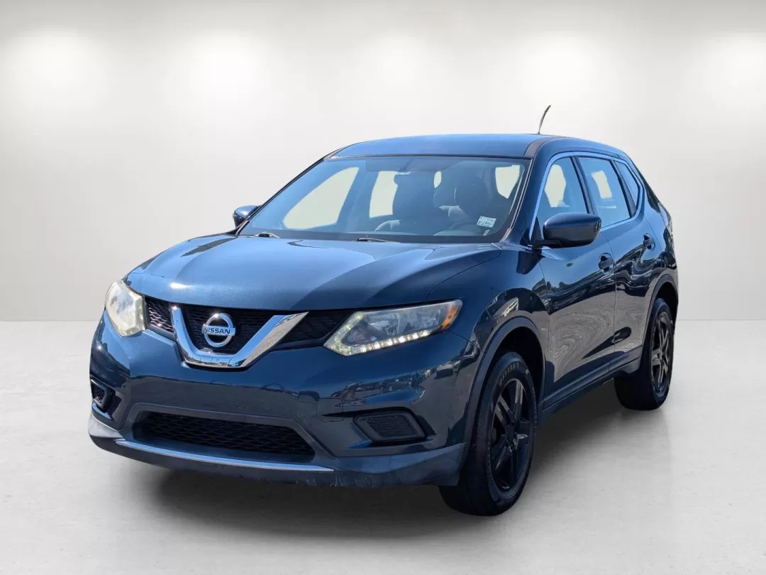 2016 /Charcoal Nissan Rogue S (KNMAT2MV5GP) with an Other engine, located at 7000 Northlake Connector, Columbus, GA, 31904, (706) 987-8085, 32.524975, -84.978134 - **Discover Your Next Adventure with a 2016 Nissan Rogue at Gils Auto - Phenix City!**<br /> <br /> Are you ready to elevate your lifestyle with a versatile, reliable SUV that fits every occasion? Look no further than this stunning **2016 Nissan Rogue S** available at **Gils Auto** in **Phenix City, - Photo#0