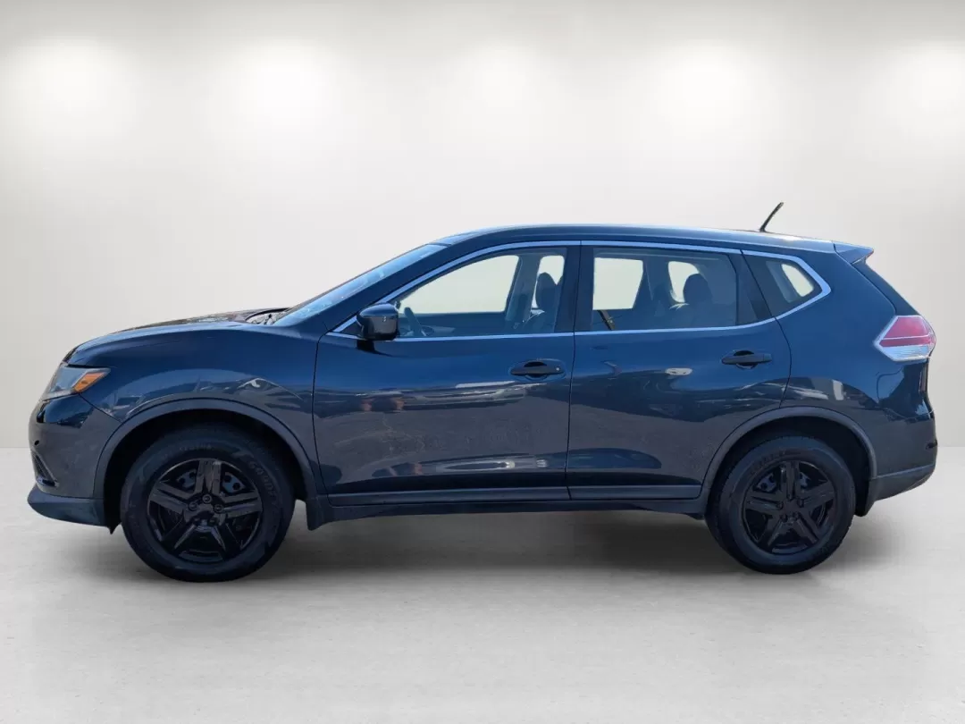 2016 /Charcoal Nissan Rogue S (KNMAT2MV5GP) with an Other engine, located at 7000 Northlake Connector, Columbus, GA, 31904, (706) 987-8085, 32.524975, -84.978134 - **Discover Your Next Adventure with a 2016 Nissan Rogue at Gils Auto - Phenix City!**<br /> <br /> Are you ready to elevate your lifestyle with a versatile, reliable SUV that fits every occasion? Look no further than this stunning **2016 Nissan Rogue S** available at **Gils Auto** in **Phenix City, - Photo#7