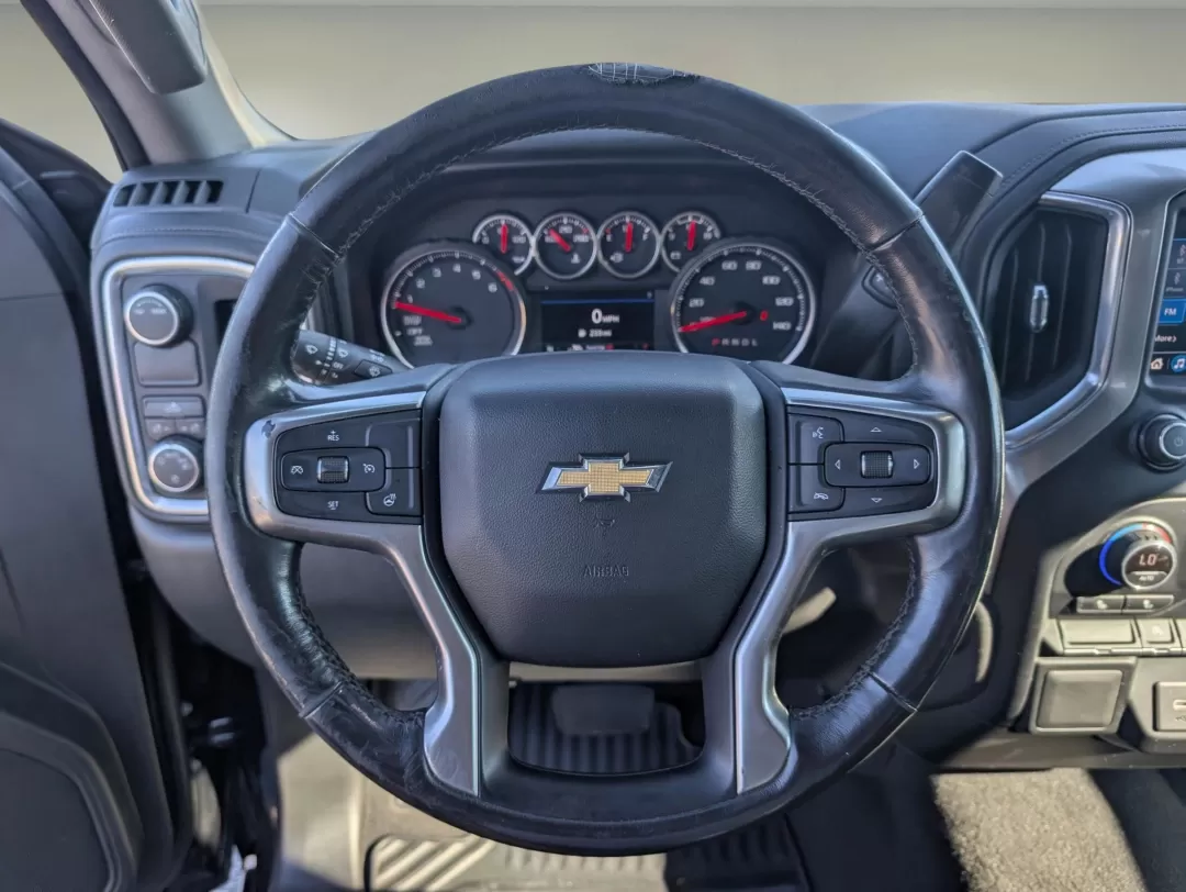 2020 /Jet Black Chevrolet Silverado 1500 LT (3GCPWCED0LG) with an Other engine, located at 7000 Northlake Connector, Columbus, GA, 31904, (706) 987-8085, 32.524975, -84.978134 - 2020 Chevrolet Silverado 1500 LT - Photo#16