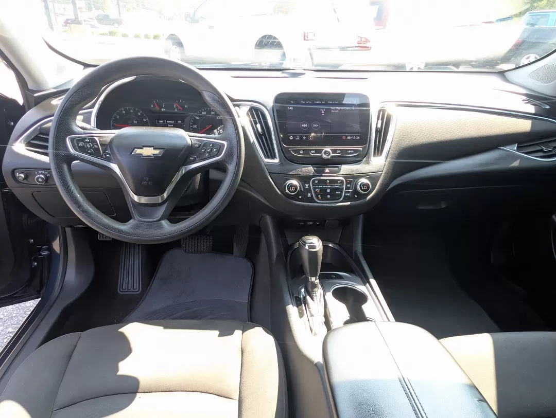 2019 /Jet Black Chevrolet Malibu LT (1G1ZD5ST0KF) with an Other engine, located at 3959 U.S. 80 W, Phenix City, AL, 36870, (334) 297-4885, 32.469296, -85.135185 - Discover the perfect blend of style, comfort, and cutting-edge technology with this **2019 Chevrolet Malibu LT**, available now at **Gils Auto** in **Phenix City, AL**. This versatile sedan is not just a means of transportation; it's an experience that enhances your daily life, whether you're commut - Photo#11