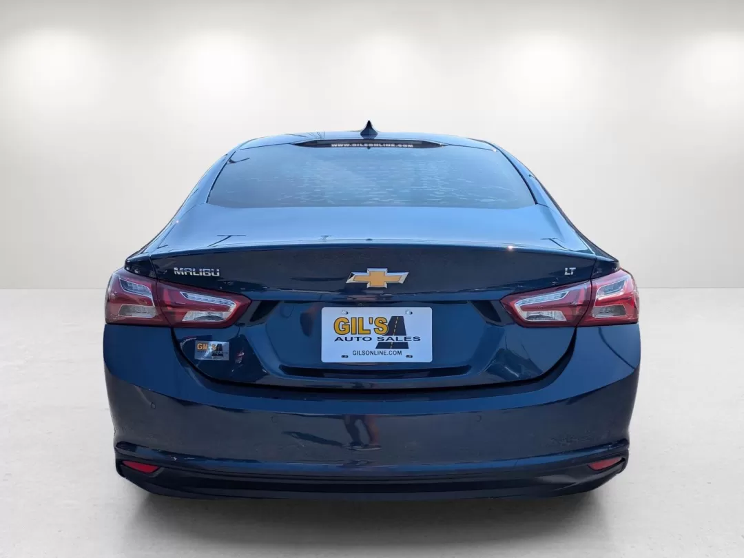 2019 /Jet Black Chevrolet Malibu LT (1G1ZD5ST0KF) with an Other engine, located at 3959 U.S. 80 W, Phenix City, AL, 36870, (334) 297-4885, 32.469296, -85.135185 - Discover the perfect blend of style, comfort, and cutting-edge technology with this **2019 Chevrolet Malibu LT**, available now at **Gils Auto** in **Phenix City, AL**. This versatile sedan is not just a means of transportation; it's an experience that enhances your daily life, whether you're commut - Photo#5