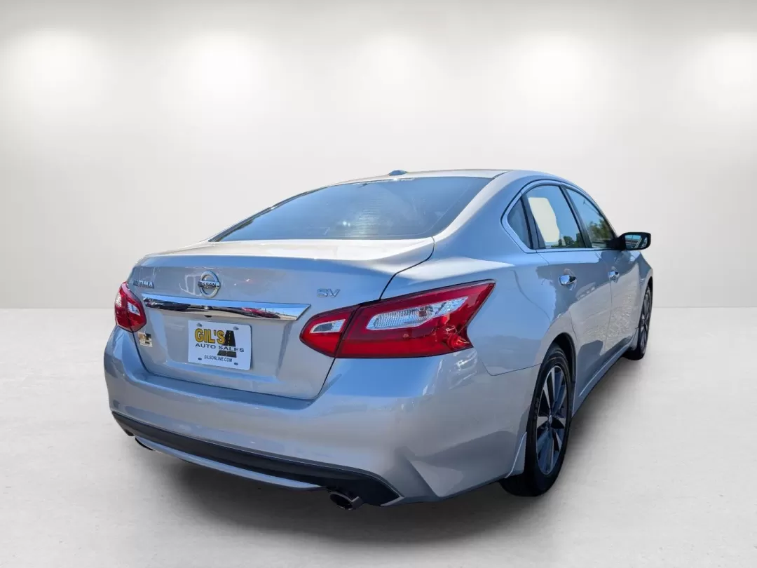 2017 /Charcoal Nissan Altima 2.5 SV (1N4AL3APXHC) with an Other engine, located at 7000 Northlake Connector, Columbus, GA, 31904, (706) 987-8085, 32.524975, -84.978134 - 2017 Nissan Altima 2.5 SV - Photo#4