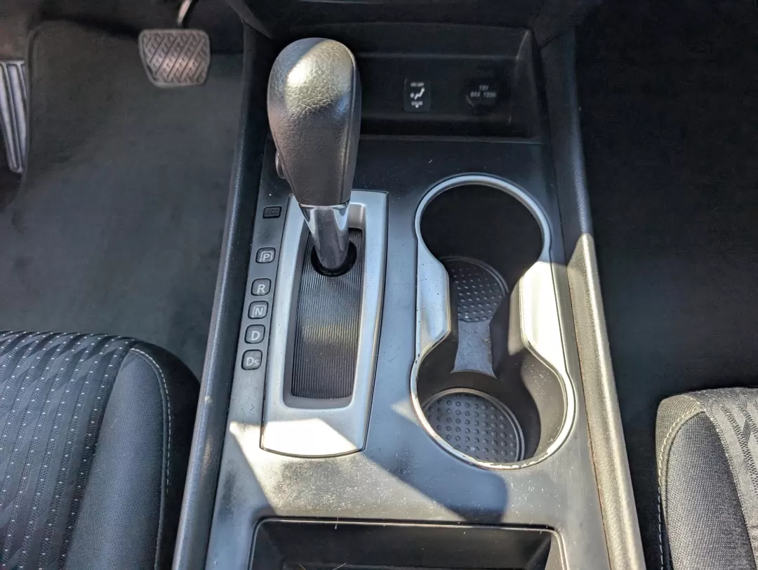 2017 /Charcoal Nissan Altima 2.5 SV (1N4AL3APXHC) with an Other engine, located at 7000 Northlake Connector, Columbus, GA, 31904, (706) 987-8085, 32.524975, -84.978134 - 2017 Nissan Altima 2.5 SV - Photo#12