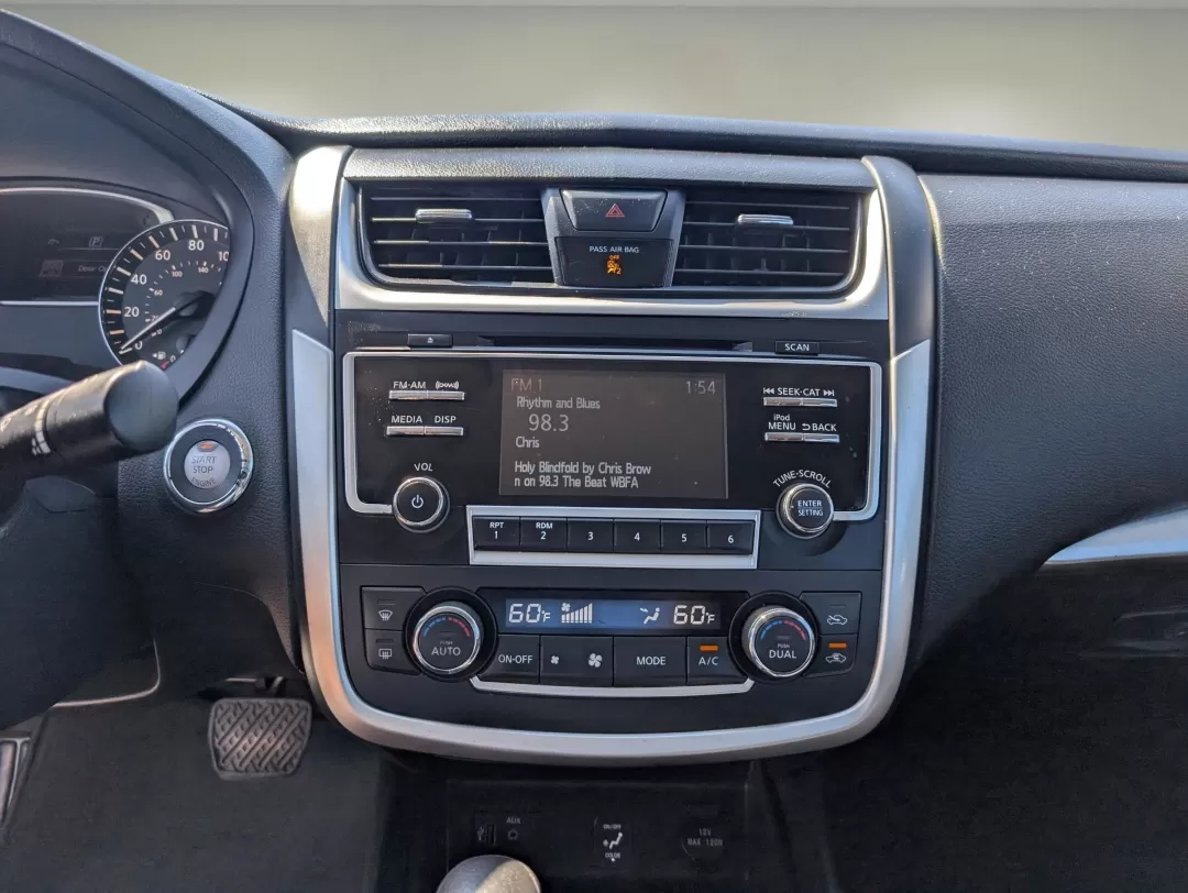 2017 /Charcoal Nissan Altima 2.5 SV (1N4AL3APXHC) with an Other engine, located at 7000 Northlake Connector, Columbus, GA, 31904, (706) 987-8085, 32.524975, -84.978134 - 2017 Nissan Altima 2.5 SV - Photo#13