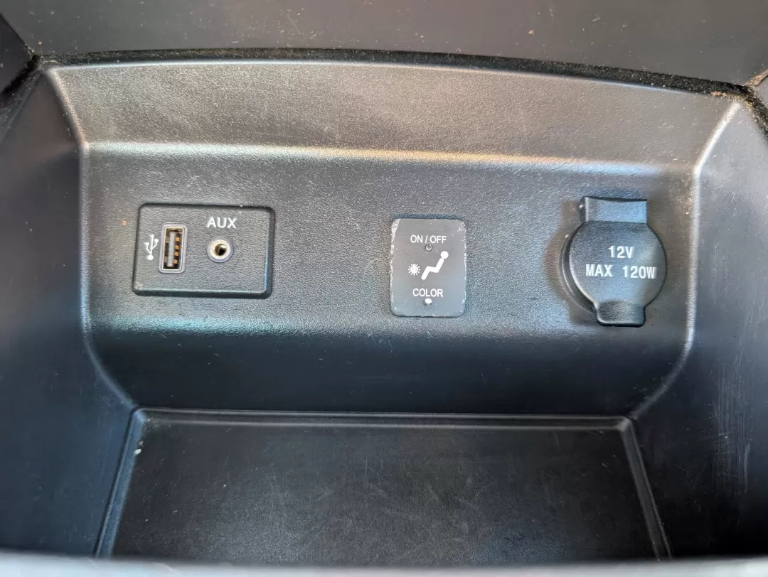 2017 /Charcoal Nissan Altima 2.5 SV (1N4AL3APXHC) with an Other engine, located at 7000 Northlake Connector, Columbus, GA, 31904, (706) 987-8085, 32.524975, -84.978134 - 2017 Nissan Altima 2.5 SV - Photo#14
