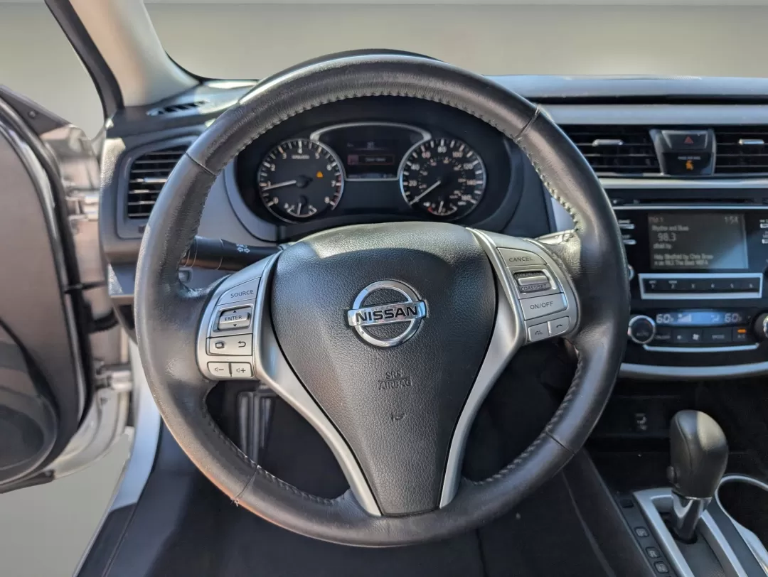 2017 /Charcoal Nissan Altima 2.5 SV (1N4AL3APXHC) with an Other engine, located at 7000 Northlake Connector, Columbus, GA, 31904, (706) 987-8085, 32.524975, -84.978134 - 2017 Nissan Altima 2.5 SV - Photo#15