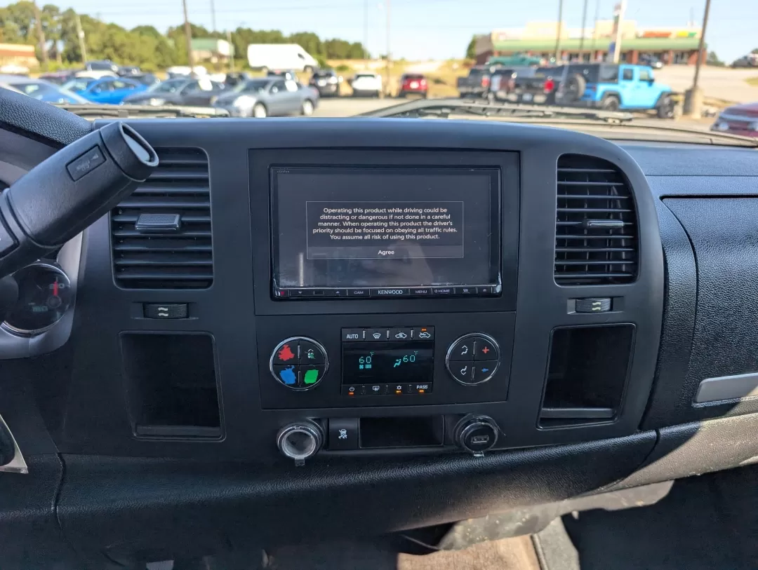 2011 /Ebony GMC Sierra 1500 SLE (3GTP1VE03BG) with an Other engine, located at 3959 U.S. 80 W, Phenix City, AL, 36870, (334) 297-4885, 32.469296, -85.135185 - **Experience Unmatched Versatility with the 2011 GMC Sierra 1500 SLE Crew Cab at Gils Auto Your Trusted Buy Here Pay Here Dealership in Phenix City, AL!**<br /> <br /> Are you ready to elevate your lifestyle with a reliable and rugged vehicle that fits seamlessly into your daily routine? Whether yo - Photo#14